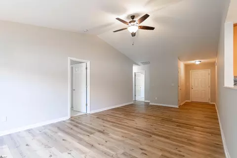 307 Appleton Ln, Mauldin, SC 29662 photo 4