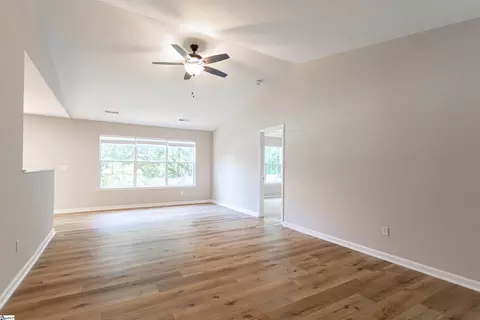 307 Appleton Ln, Mauldin, SC 29662 photo 3