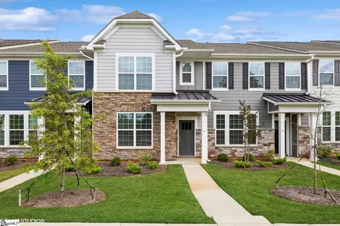 6 Gaskins Trl, Travelers Rest, SC 29690