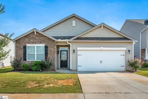 202 Cabot Hill Ln, Greer, SC 29651