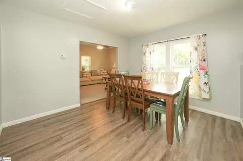 304 N Hamilton St, Williamston, SC 29697 photo 5