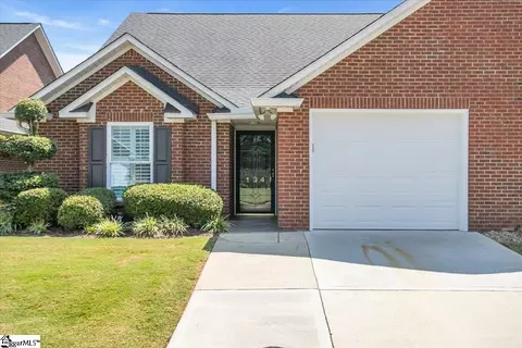 134 Dove Haven Dr, Simpsonville, SC 29681