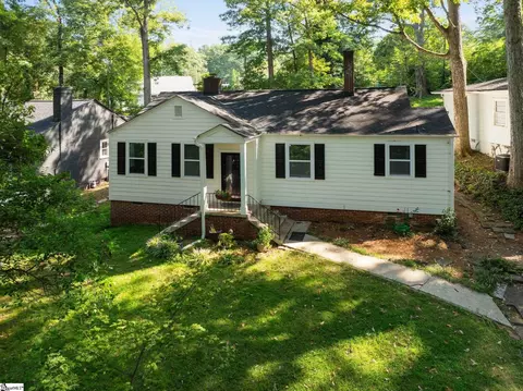 18 Arcadia Cir, Greenville, SC 29605