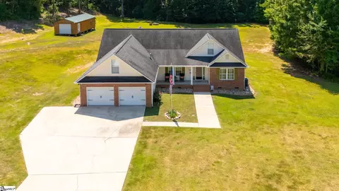117 Mountain Lake Dr, Piedmont, SC 29673