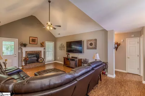 261 E Autumn Ridge Rd, Moore, SC 29369 photo 7