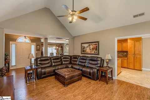 261 E Autumn Ridge Rd, Moore, SC 29369 photo 8