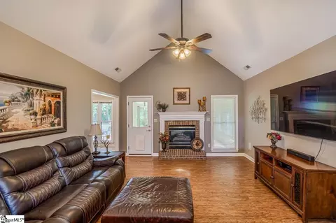 261 E Autumn Ridge Rd, Moore, SC 29369 photo 6
