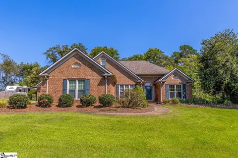 261 E Autumn Ridge Rd, Moore, SC 29369