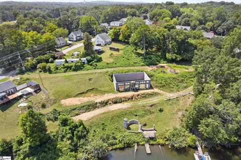 1124 Apalache St, Greer, SC 29651