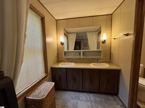 857 Cooley Bridge Rd, Pelzer, SC 29669 photo 11