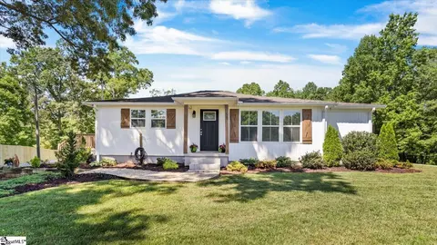 50 Enoree Rd, Travelers Rest, SC 29690