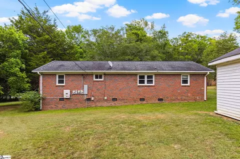 102 Pinson Dr, Honea Path, SC 29654 photo 8