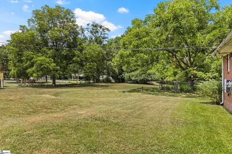 102 Pinson Dr, Honea Path, SC 29654 photo 5