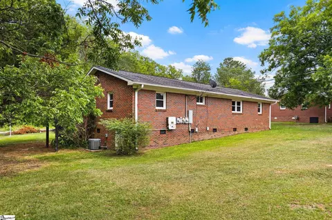 102 Pinson Dr, Honea Path, SC 29654 photo 7