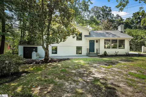 211 Yorkshire Dr, Greenville, SC 29615