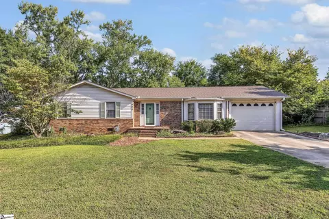 906 Saluda Lake Rd, Greenville, SC 29611