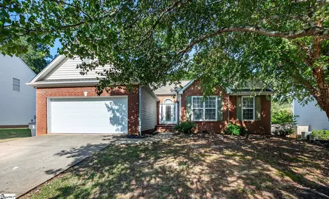 12 Heather Stone Ct, Simpsonville, SC 29680