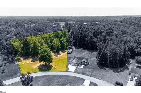 113 Mountain Lake Dr, Piedmont, SC 29673