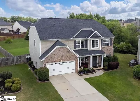 5 Carderock Ct, Simpsonville, SC 29680