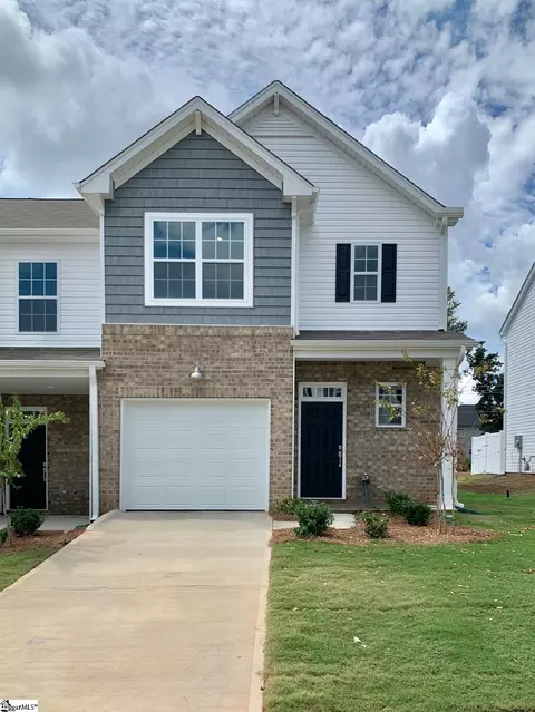 7 Loebner Ln, Simpsonville, SC 29680