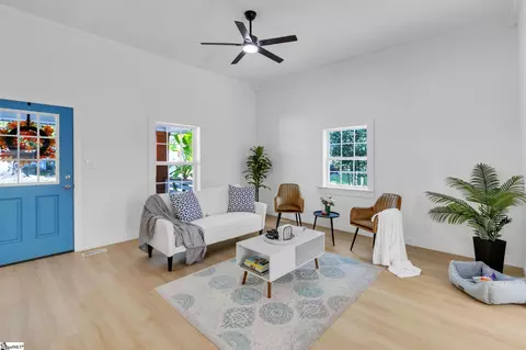 Living - 206 S 7th St, Easley, SC 29640 photo 2 of 3