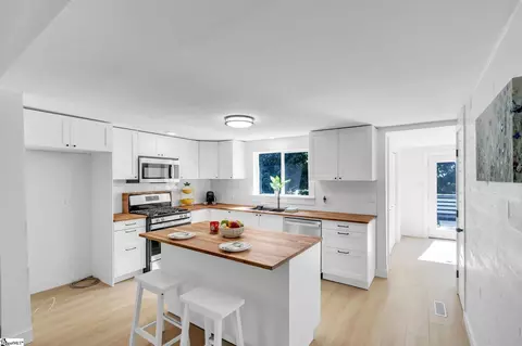 Kitchen - 206 S 7th St, Easley, SC 29640 photo 1 of 4