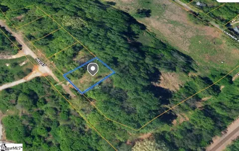 48 Hill St, Spartanburg, FL 29306
