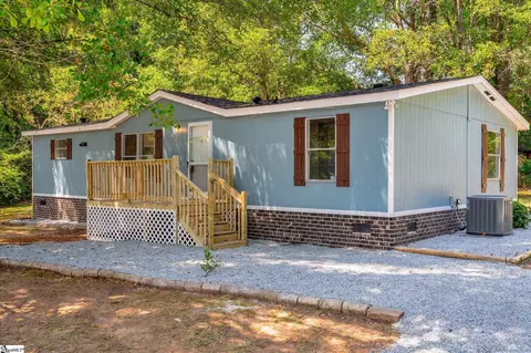 33 Ware St, Piedmont, SC 29673