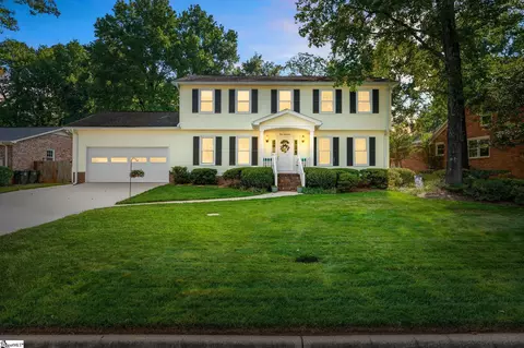417 Longstreet Dr, Greer, SC 29650