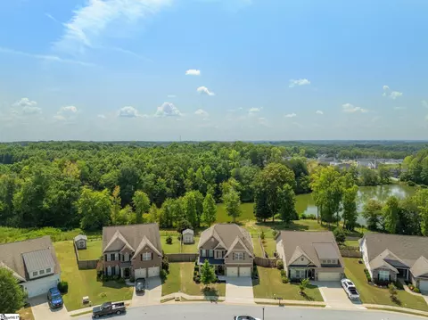 191 Willowbottom Dr, Greer, SC 29651 photo 2