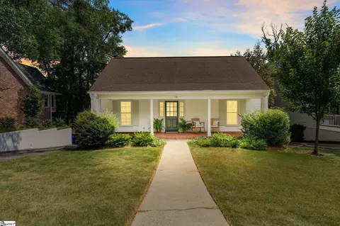13 Waccamaw Ave, Greenville, SC 29605