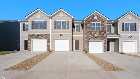 243 Sunriff Ct, Greer, SC 29651
