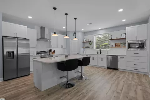 Kitchen - 145 Fox Run Cir, Greer, SC 29651 photo 1 of 5