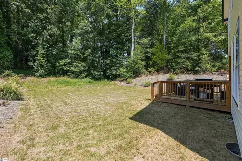 Exterior - 145 Fox Run Cir, Greer, SC 29651 photo 5 of 6