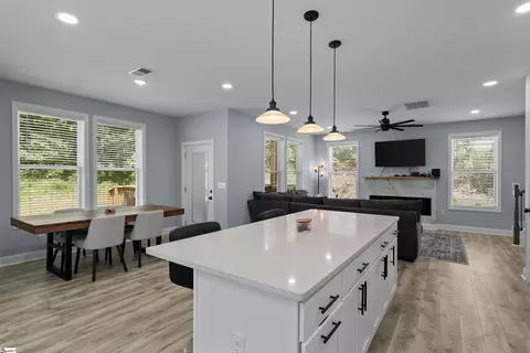 Kitchen - 145 Fox Run Cir, Greer, SC 29651 photo 5 of 5