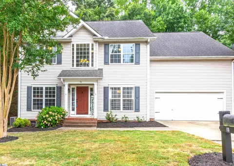 15 Summercrest Cir, Simpsonville, SC 29681