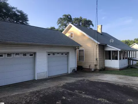 4 25th St, Greer, SC 29651 photo 3