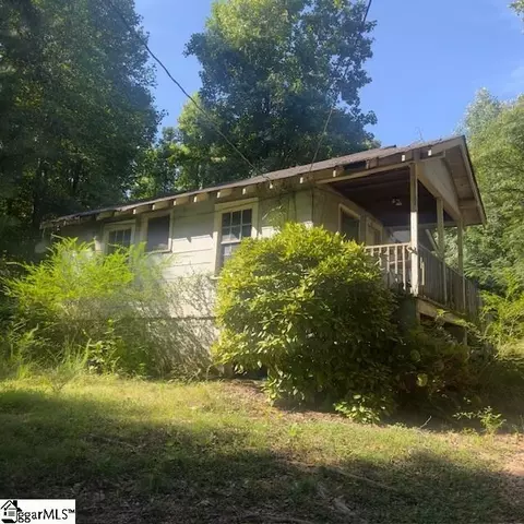 621 Goodwin Bridge Rd, Travelers Rest, SC 29690