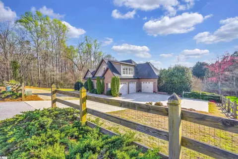 311 Holland Rd, Simpsonville, SC 29681