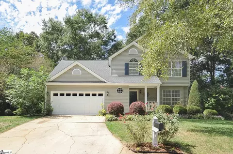 405 Penobscot Ct, Simpsonville, SC 29681