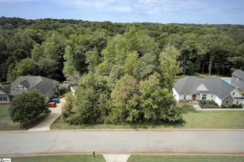 209 Saddle Creek Ct, Greer, SC 29651