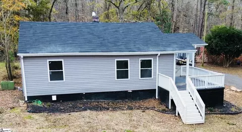 311 Crescent Dr, Laurens, SC 29360