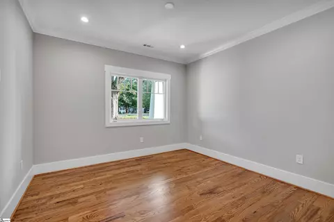 Bedroom - 1646 Gibbs Shoals Rd, Greer, SC 29650 photo 2 of 4