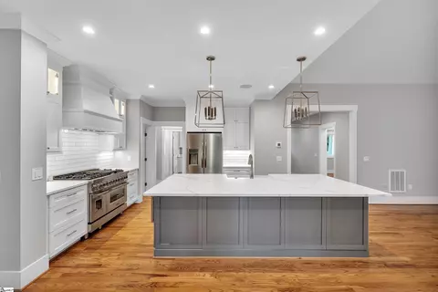 Kitchen - 1646 Gibbs Shoals Rd, Greer, SC 29650 photo 2 of 3