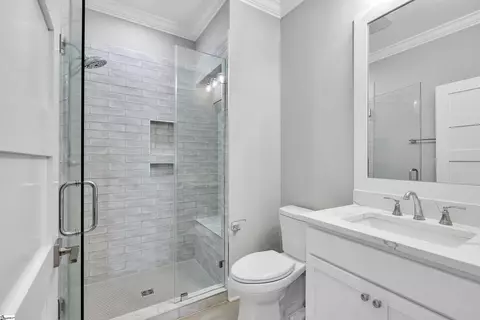 Bath - 1646 Gibbs Shoals Rd, Greer, SC 29650 photo 3 of 5