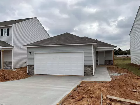 341 Dermont Dr, Spartanburg, SC 29303