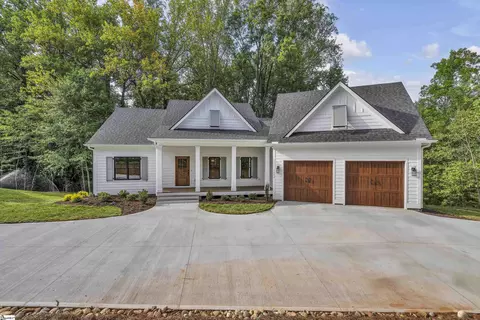 1642 Gibbs Shoals Rd, Greer, SC 29650