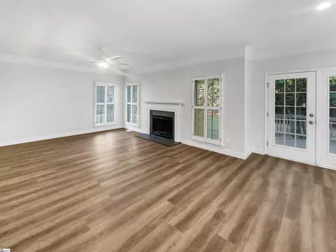 Living - 7 Riverton Ct, Greer, SC 29650 photo 1 of 2