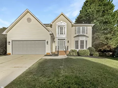 7 Riverton Ct, Greer, SC 29650