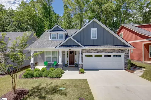 15 Cromarty Ln, Simpsonville, SC 29681